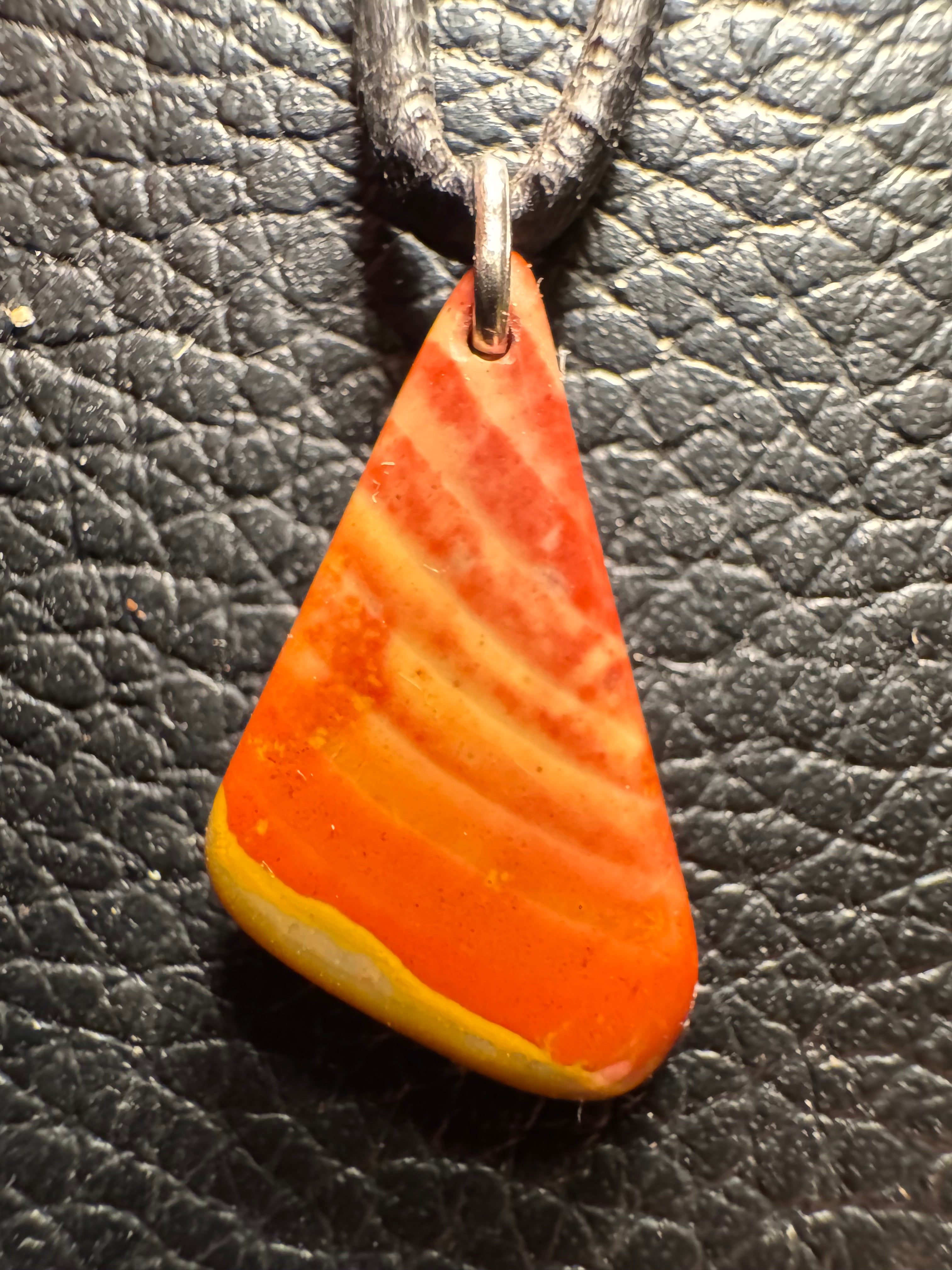 Bohnerzjaspis Anhänger Liesegangsche Ringe