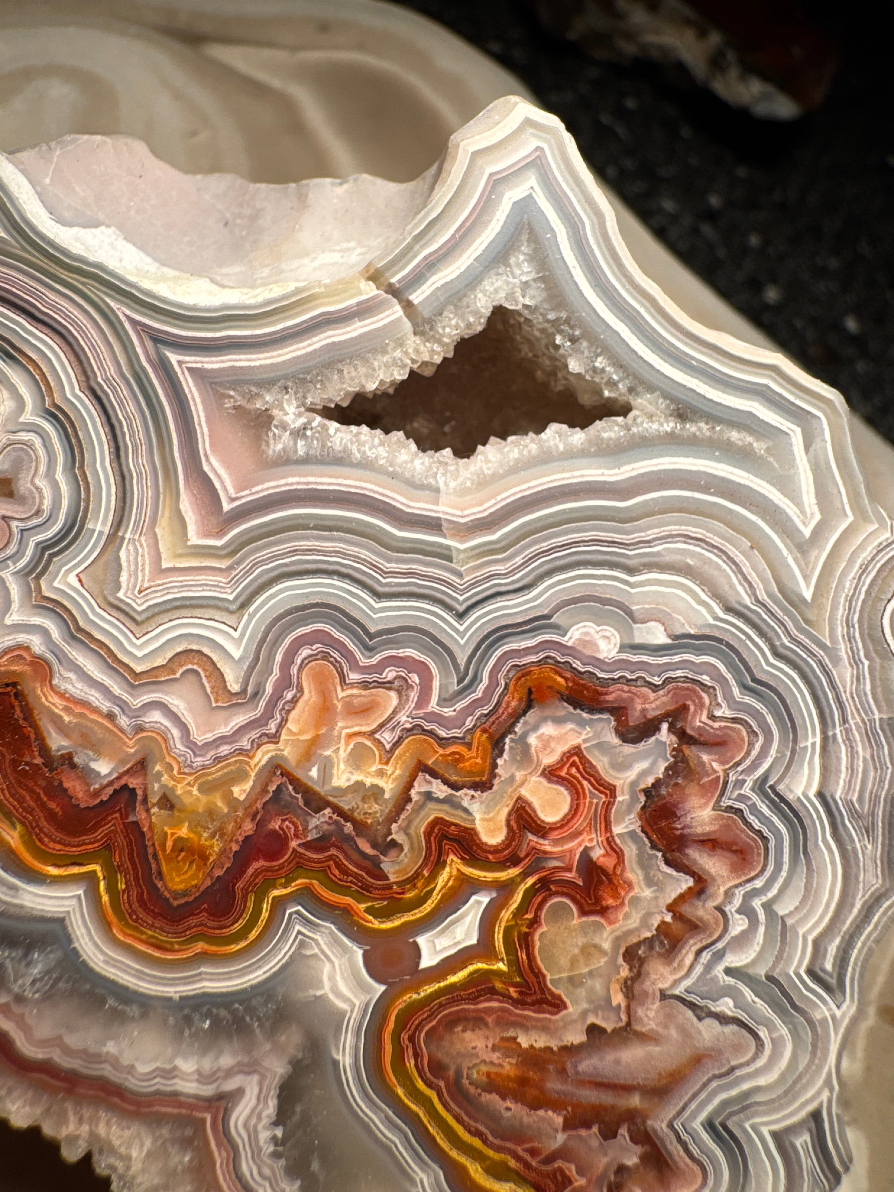 Top Laguna Lace Agate