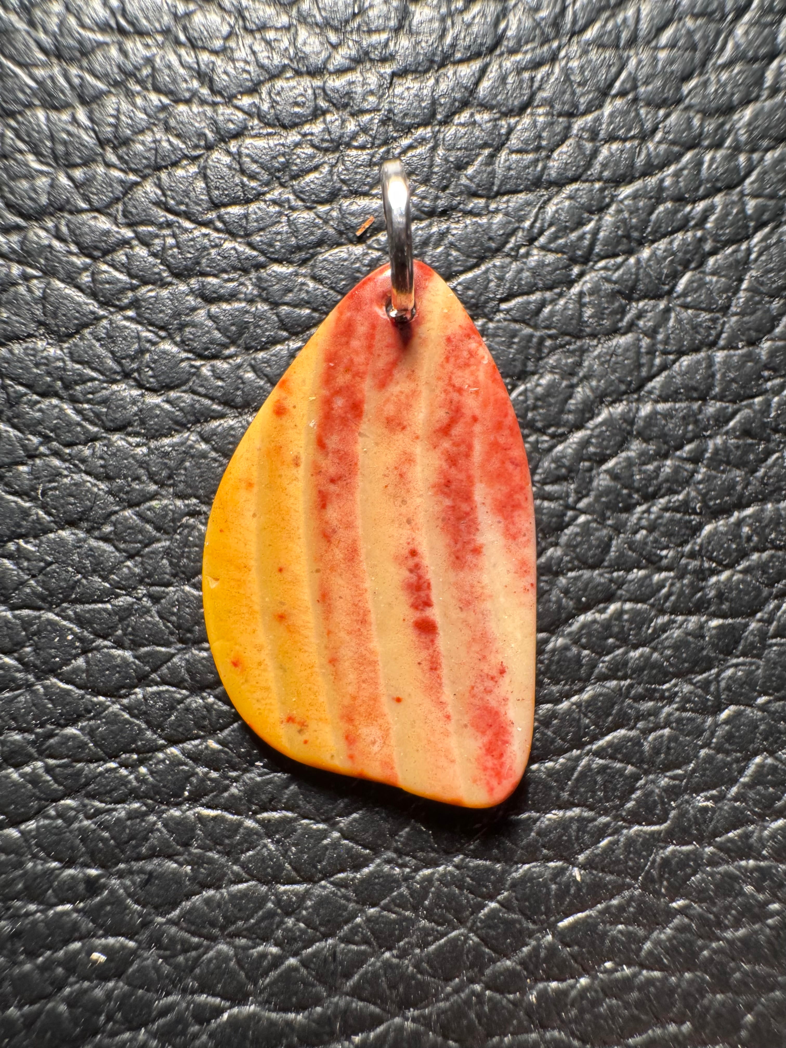 Bohnerzjaspis Anhänger Liesegangsche Ringe