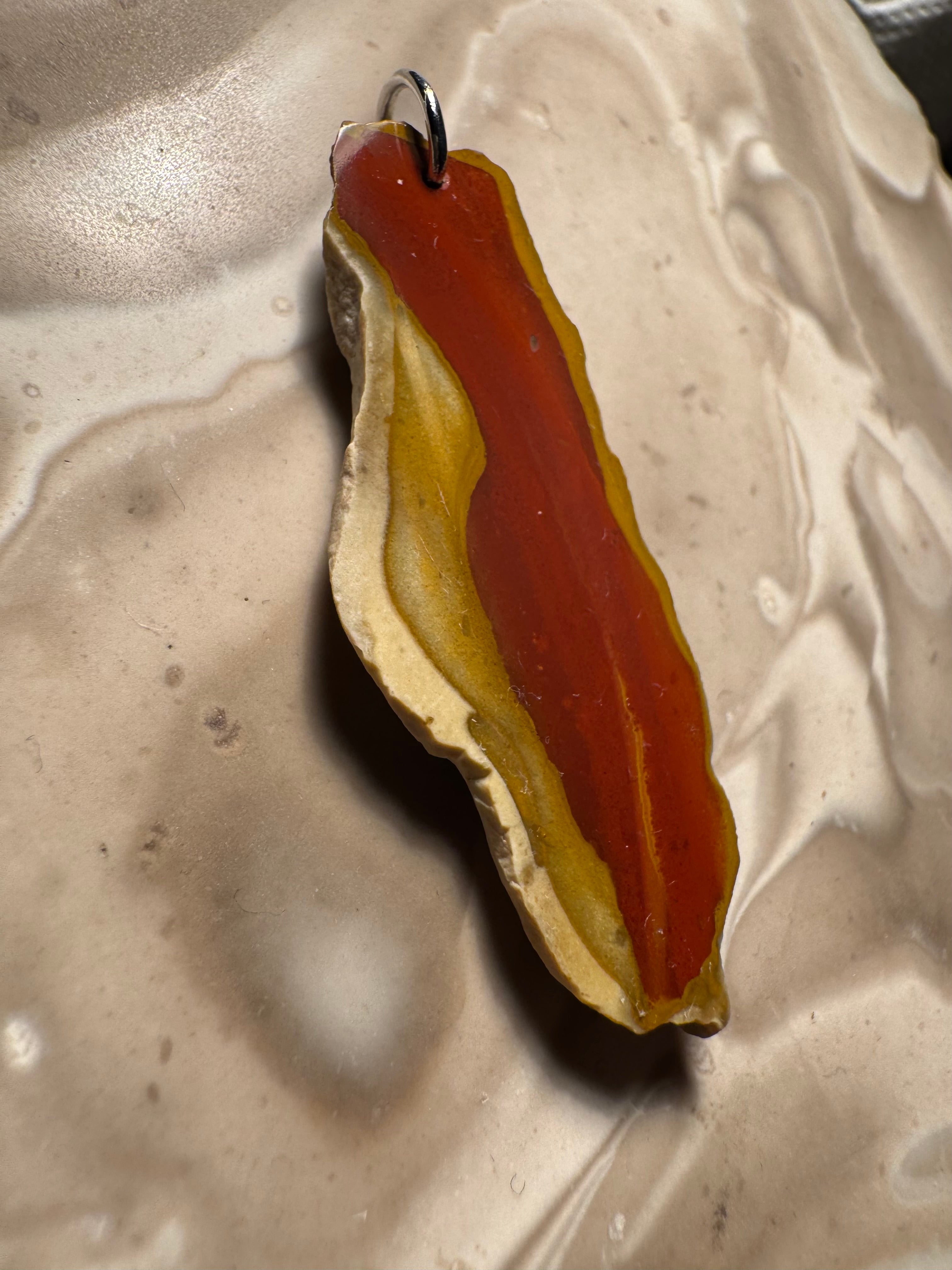 Handgefertigter Bohnerzjaspis Anhänger