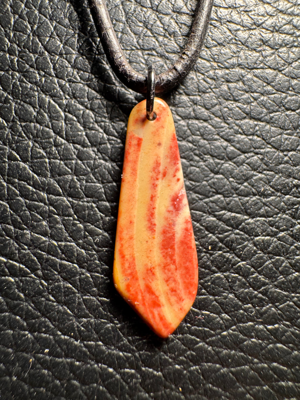 Bohnerzjaspis Anhänger Liesegangsche Ringe