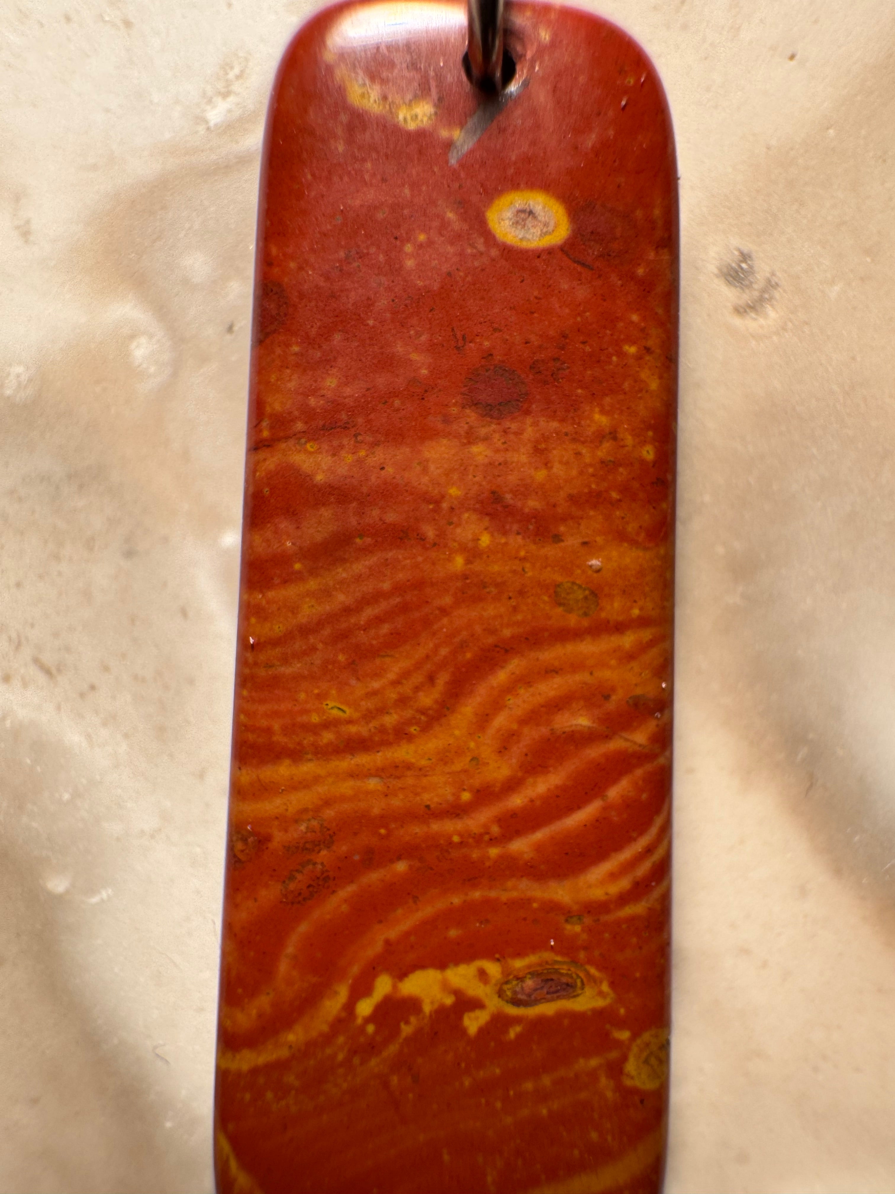 Handgefertigter Bohnerzjaspis Anhänger