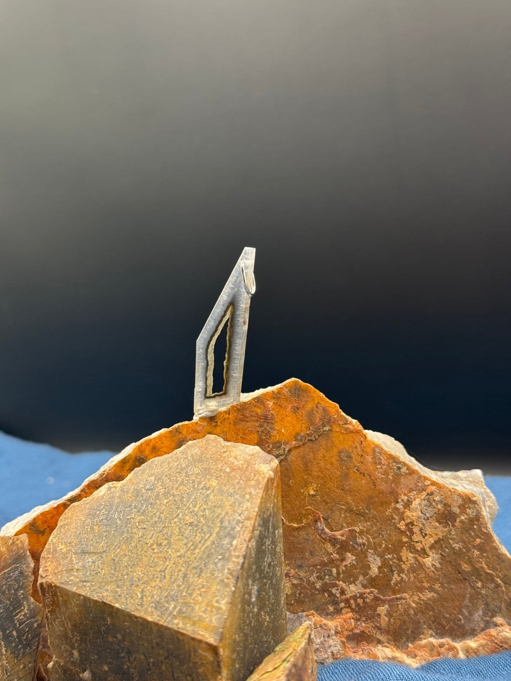 Paraiba Agate Pendant