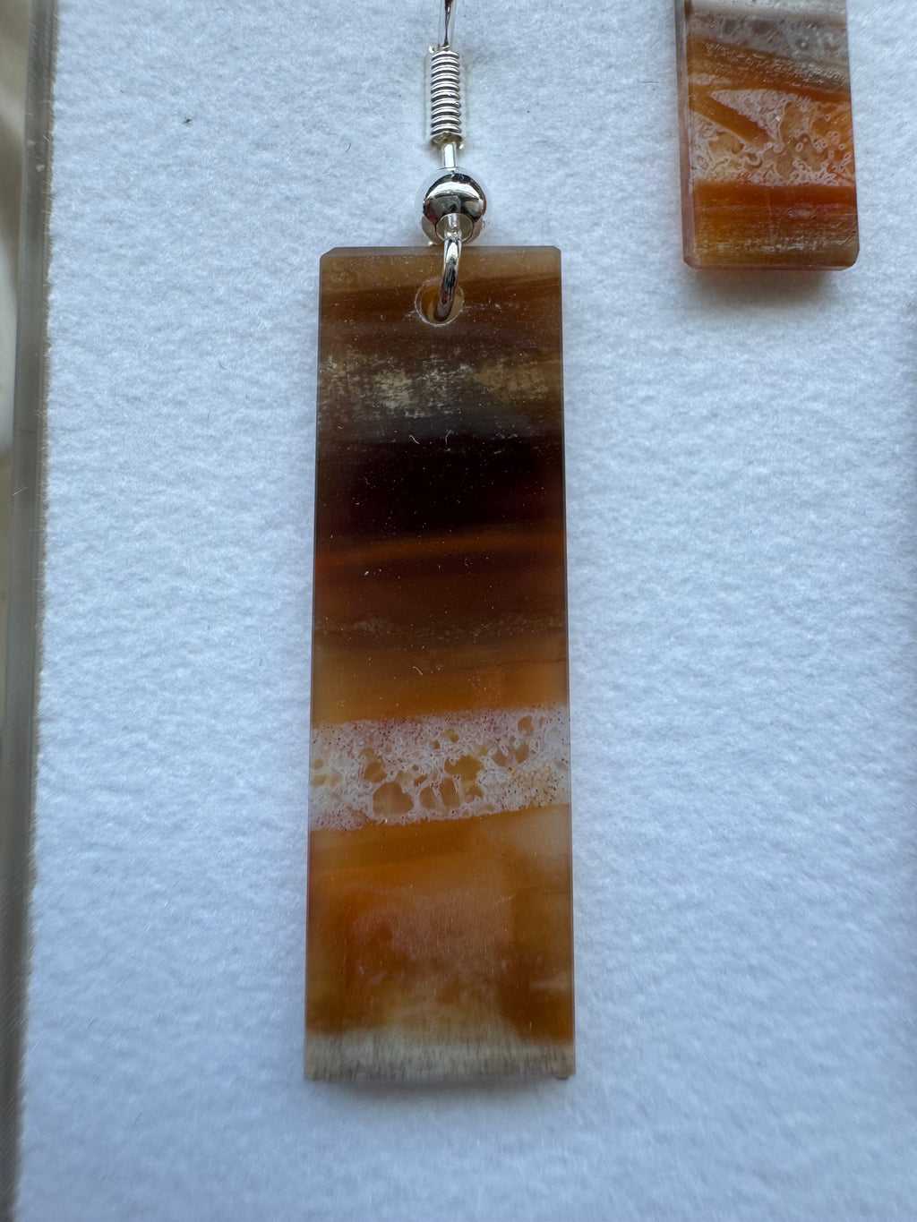 Schmuckset aus Versteinertem Holz