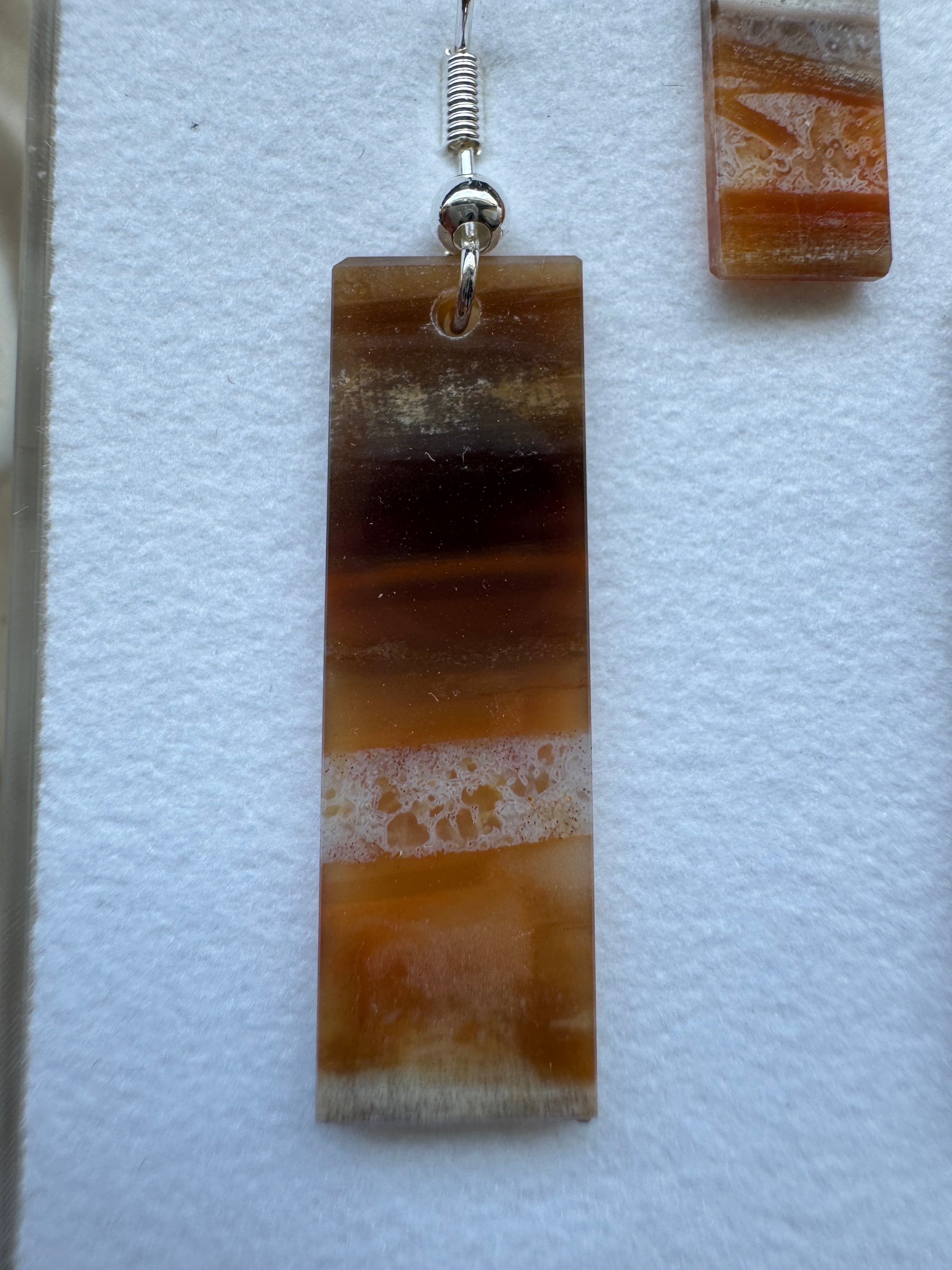 Schmuckset aus Versteinertem Holz