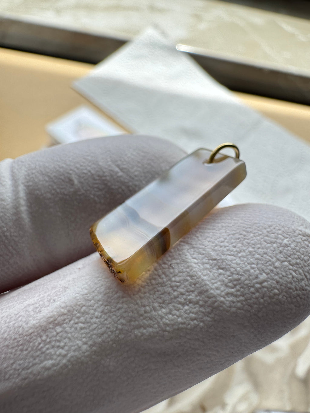 Handgearbeiteter Schmuck Anhänger aus Brasilianischem Achat