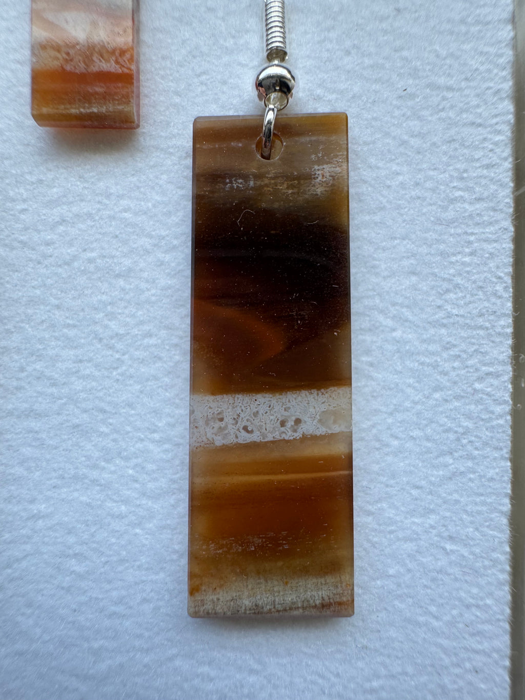 Schmuckset aus Versteinertem Holz