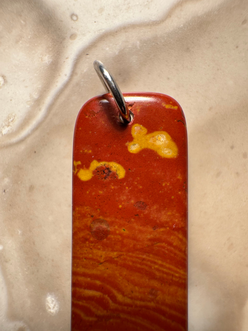 Handgefertigter Bohnerzjaspis Anhänger