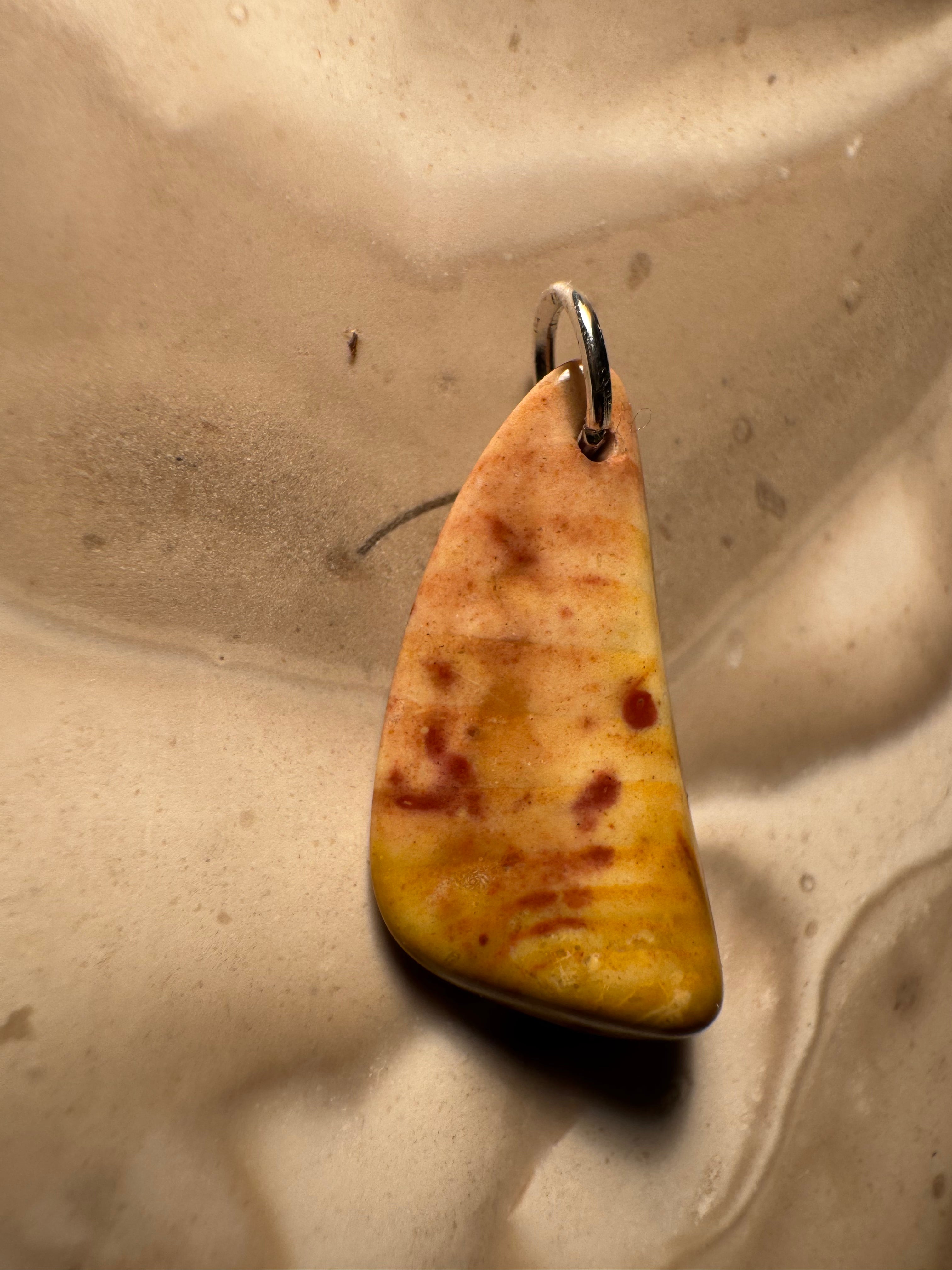 Native Style Bohnerzjaspis Anhänger