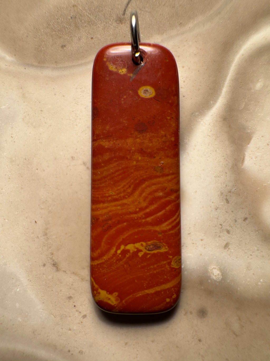 Handgefertigter Bohnerzjaspis Anhänger