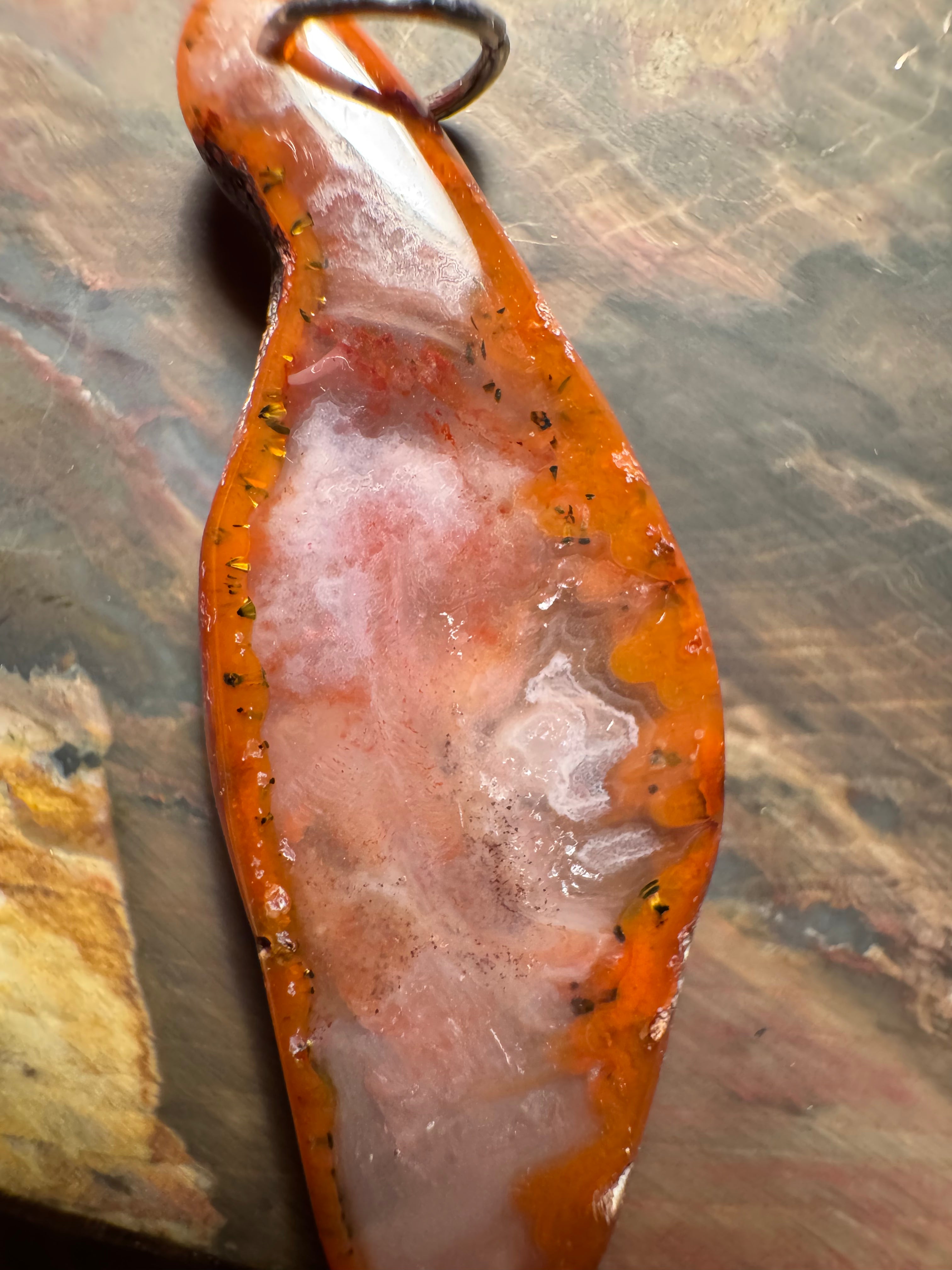 Agate pendant pseudomorphoses Morocco